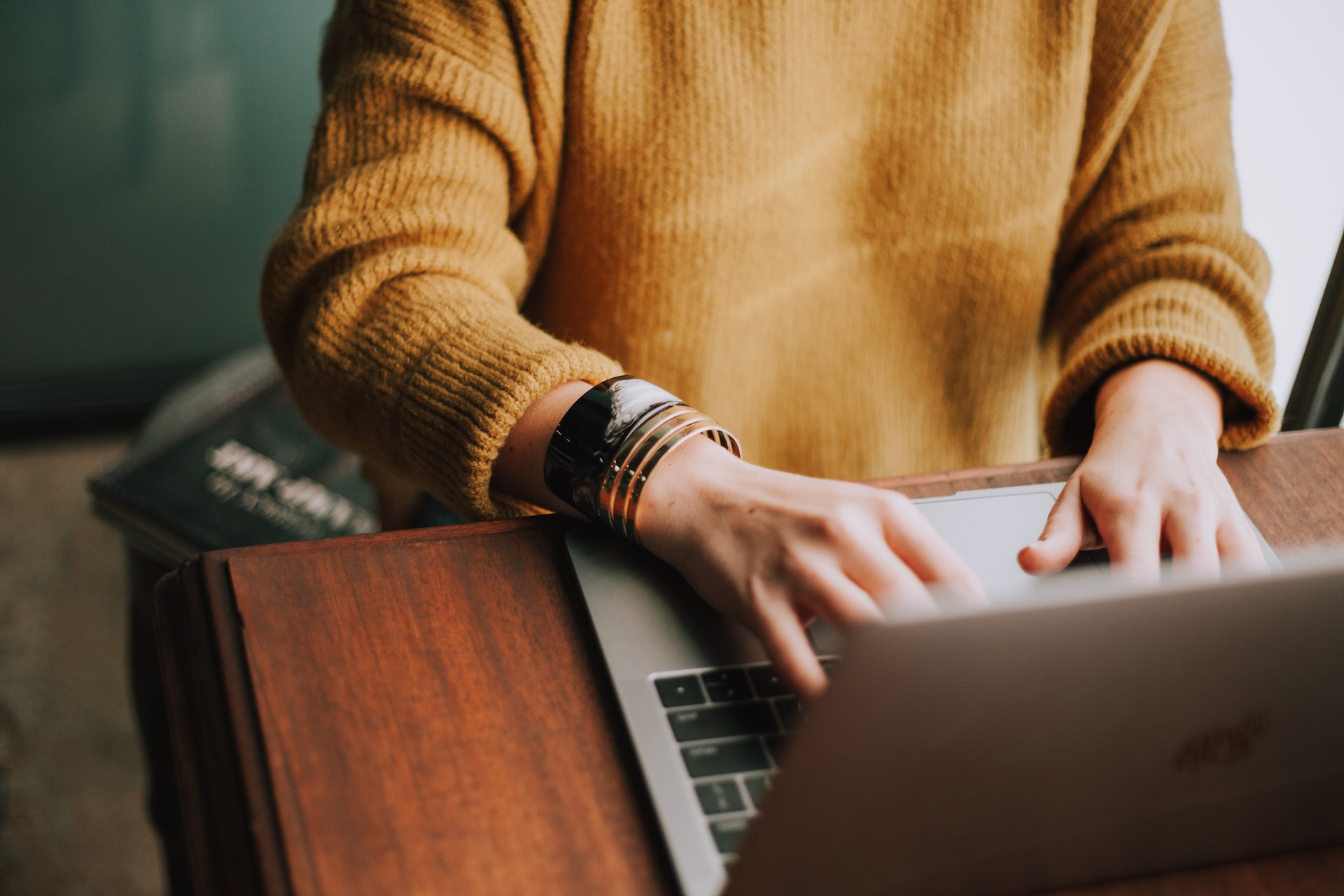 copywriter writing